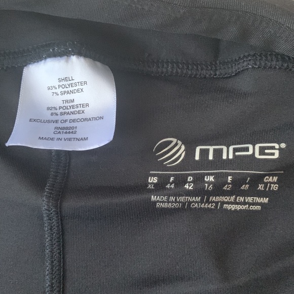 ✨MPG LINED RUNNING SHORTS SIZE US XL - Picture 5 of 15